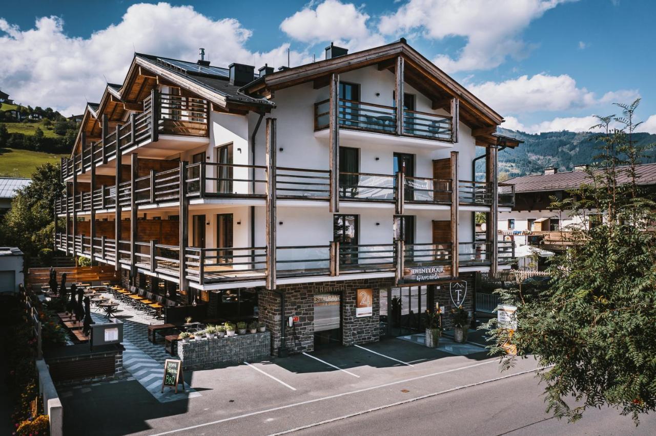 24 By Avenida - Mountain Hotel Kaprun Exteriör bild