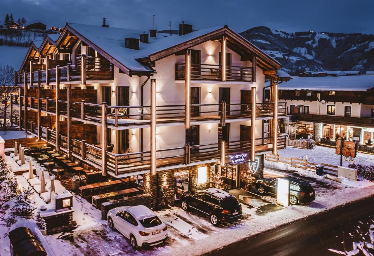 24 By Avenida - Mountain Hotel Kaprun Exteriör bild
